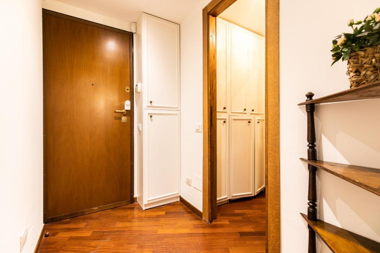Klimt - Jacuzzi 5 Star - Luxury Design Apartment Milano Exterior foto