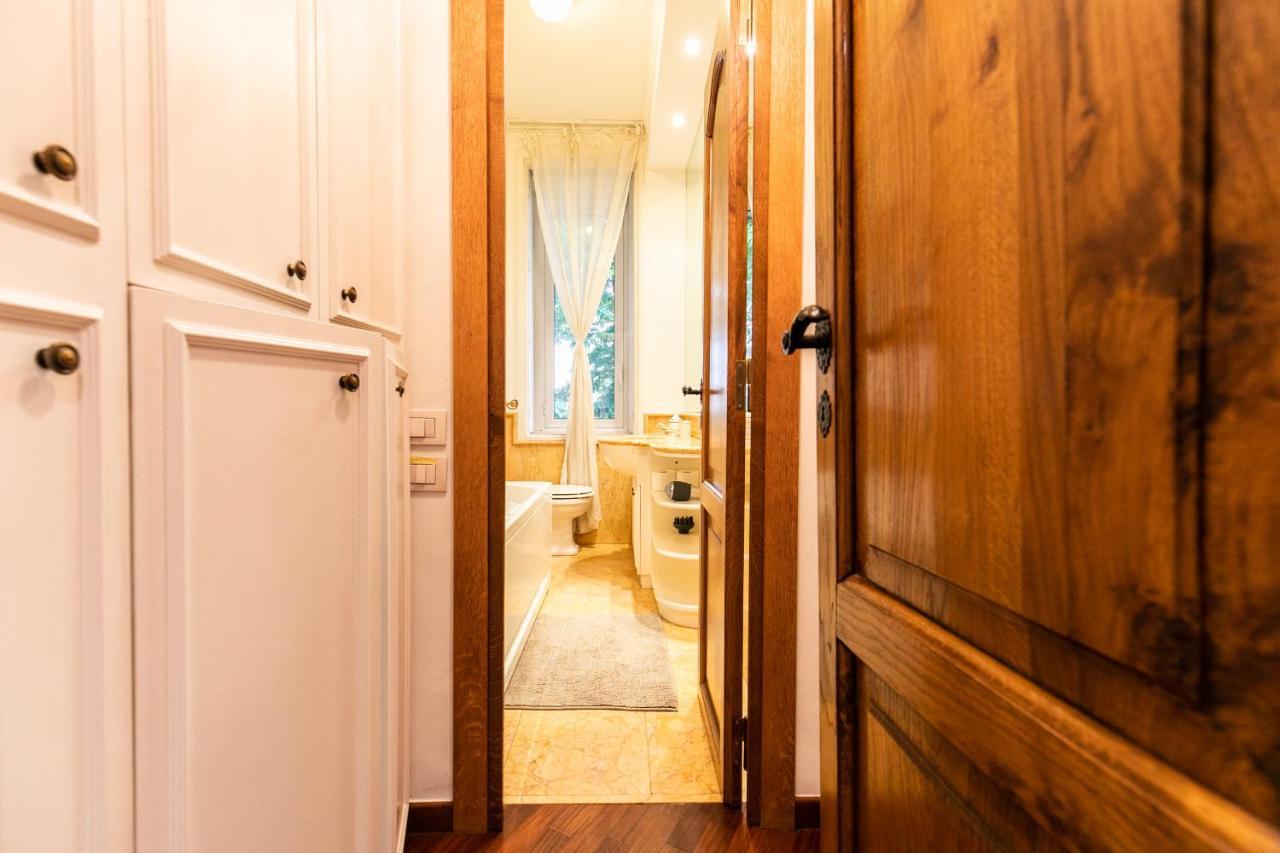 Klimt - Jacuzzi 5 Star - Luxury Design Apartment Milano Exterior foto