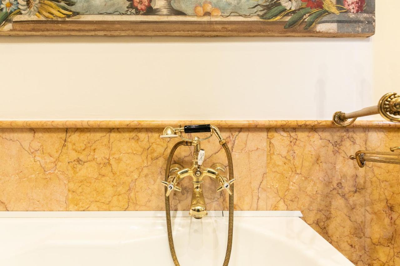 Klimt - Jacuzzi 5 Star - Luxury Design Apartment Milano Exterior foto